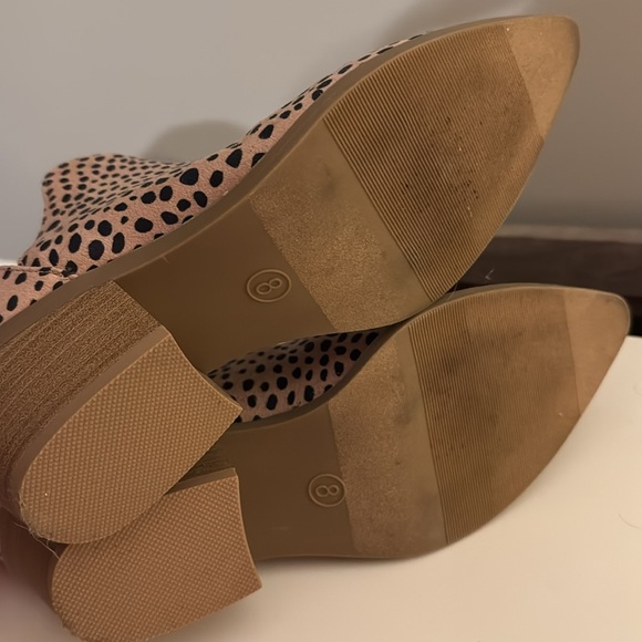 Universal Thread Leopard Booties - Picture 10 of 10